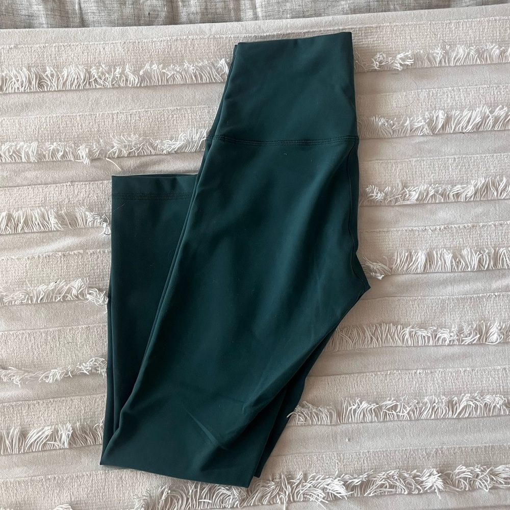 LuLuLemon Wunder Train High-Rise Leggings